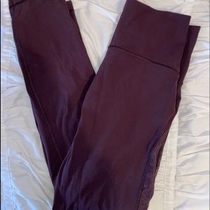 Lululemon purple leggings w mesh floral design